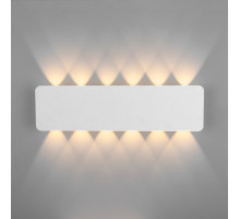 Накладной светильник Eurosvet Angle a044671