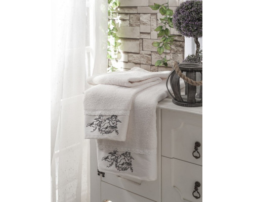 Набор полотенец для ванной Angelina