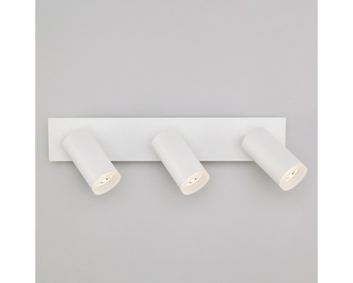 Спот Eurosvet Holly 20067/3 LED белый 15W