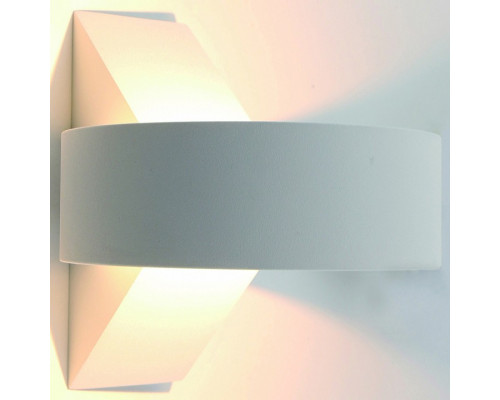 Накладной светильник Arte Lamp A1705 A1705AP-1WH
