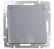 Розетка влагозащищенная с заземлением с крышкой со шторками, без рамки Werkel Серебряный WL06-SKGSC-01-IP44