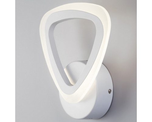 Бра Eurosvet Areo 90216/1 белый